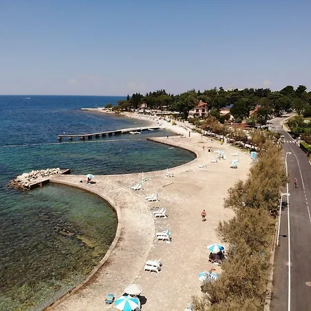 Apartament Kampac Sa 3 Spavace Sobe