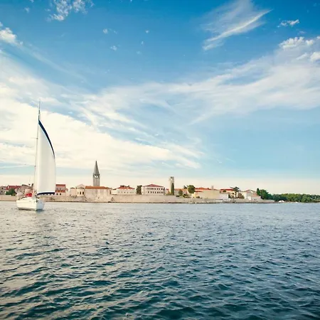 Kampac Sa 3 Spavace Sobe Apartament *