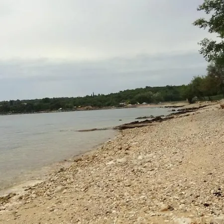 Kampac Sa 3 Spavace Sobe Apartament Poreč