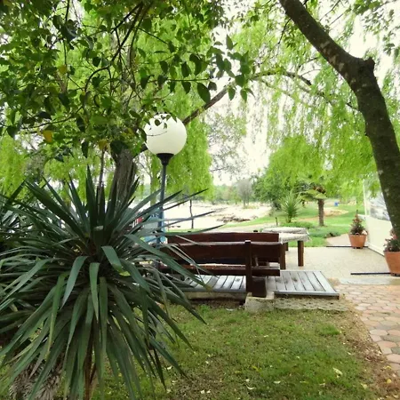 Kampac Sa 3 Spavace Sobe Poreč
