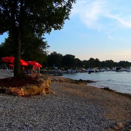 Apartament Kampac Sa 3 Spavace Sobe Poreč
